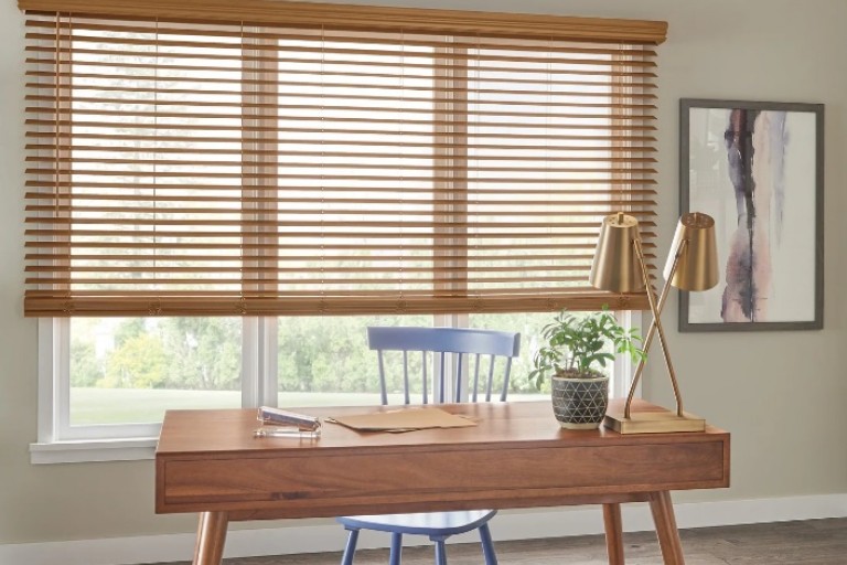 2 1/2" Classic Cordless Smooth Grain Faux Wood Blinds